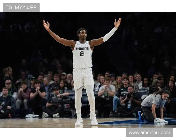 班凯罗轰37分6助攻终结连败 稳定性待提升